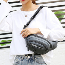 Laden Sie das Bild in den Galerie-Viewer, Lässige Sportliche Brusttasche