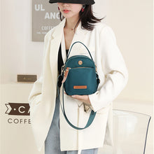 Laden Sie das Bild in den Galerie-Viewer, Wasserdichte Trendige Umhängetasche Aus Nylon