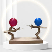 Laden Sie das Bild in den Galerie-Viewer, Handgefertigte Zaunpuppen aus Holz