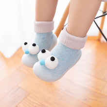Laden Sie das Bild in den Galerie-Viewer, Babyschuhe mit weicher Sohle