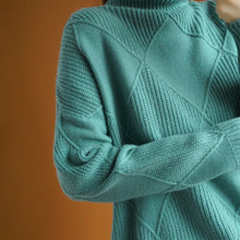 Laden Sie das Bild in den Galerie-Viewer, Einfarbiger Locker Gestrickter Pullover