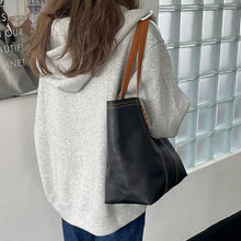 Laden Sie das Bild in den Galerie-Viewer, Einfache Vielseitige Handtasche aus Qualitätsleder