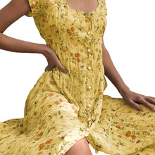 Laden Sie das Bild in den Galerie-Viewer, Beliebtes modisches Blumenkleid mit Knöpfen