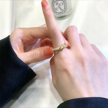 Laden Sie das Bild in den Galerie-Viewer, Geometrischer Öffnungsring