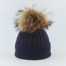Laden Sie das Bild in den Galerie-Viewer, Kinder gestreifte gewellte randlose Strickmütze