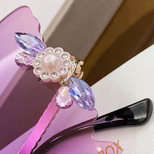 Laden Sie das Bild in den Galerie-Viewer, Sonnenbrille mit Diamant-Schmetterlingsverlauf