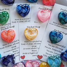 Laden Sie das Bild in den Galerie-Viewer, Herzförmige Taschenumarmung