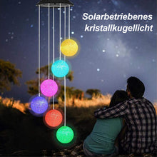 Laden Sie das Bild in den Galerie-Viewer, Solarbetriebene Kristallkugelleuchte im Freien