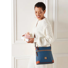 Laden Sie das Bild in den Galerie-Viewer, Umhängetasche mit Kieselkorn