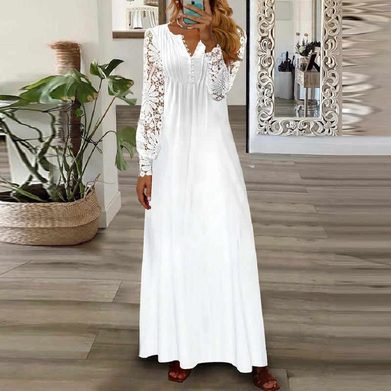 Modisches Spitzenkleid