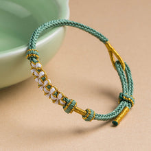 Laden Sie das Bild in den Galerie-Viewer, Pfirsichblüten Knoten Armband