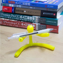 Laden Sie das Bild in den Galerie-Viewer, Kleine Spielzeugfiguren