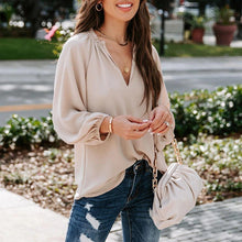 Laden Sie das Bild in den Galerie-Viewer, Lässige Bequeme Bluse mit V-Ausschnitt
