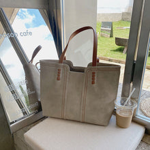 Laden Sie das Bild in den Galerie-Viewer, Einfache Vielseitige Handtasche aus Qualitätsleder
