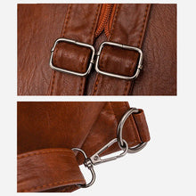 Laden Sie das Bild in den Galerie-Viewer, Twist Clamshell Lederrucksack
