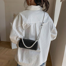 Laden Sie das Bild in den Galerie-Viewer, Glänzende kleine Zylindertasche