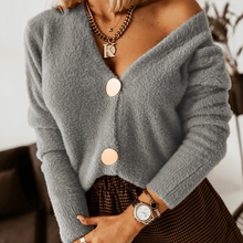 Laden Sie das Bild in den Galerie-Viewer, Strickjacke mit Metallknöpfen