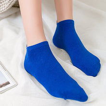 Laden Sie das Bild in den Galerie-Viewer, Lustige Ausdruckssocken für Damen