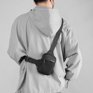 Multifunktionale Brusttasche zum Umhängen