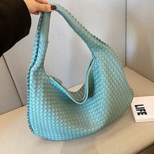 Laden Sie das Bild in den Galerie-Viewer, Modische gewebte Tasche für Damen