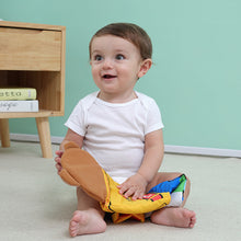 Laden Sie das Bild in den Galerie-Viewer, Bear Dressing Baby Multifunktionales Stoffbuch