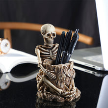 Laden Sie das Bild in den Galerie-Viewer, Halloween Kreativer Totenkopf Stifthalter