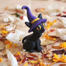 Laden Sie das Bild in den Galerie-Viewer, Halloween-Katze mit kreativer Persönlichkeit