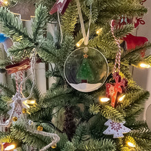 Laden Sie das Bild in den Galerie-Viewer, 🎄Handgemachter Weihnachtsschmuck✨