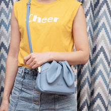 Laden Sie das Bild in den Galerie-Viewer, Niedliche Hasenohren Frauen Kuriertasche