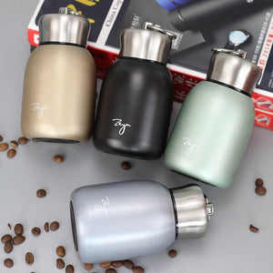 Tragbarer Thermobecher