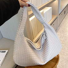 Laden Sie das Bild in den Galerie-Viewer, Modische gewebte Tasche für Damen