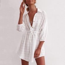 Laden Sie das Bild in den Galerie-Viewer, Einreihiges Gepumptes Strandkleid mit Revers
