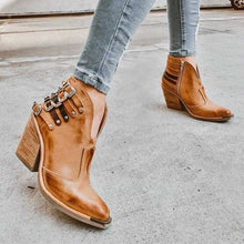 Laden Sie das Bild in den Galerie-Viewer, Damen Lederstiefel mit Gürtelschnalle