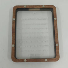 Laden Sie das Bild in den Galerie-Viewer, Paradise Bank Sparschwein aus Holz