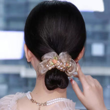 Laden Sie das Bild in den Galerie-Viewer, Dickdarm-Haargummi aus Kristall