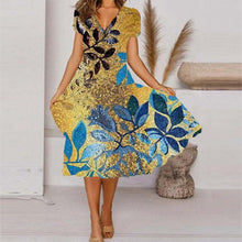 Laden Sie das Bild in den Galerie-Viewer, Maxirockkleid mit Positionsdruck