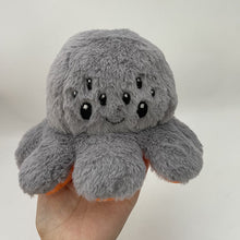 Laden Sie das Bild in den Galerie-Viewer, Reversibles Kürbislaternen-Plüschtier