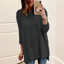 Laden Sie das Bild in den Galerie-Viewer, Langärmeliges T-Shirt mit Rundhalsausschnitt