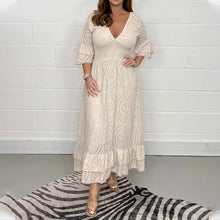 Laden Sie das Bild in den Galerie-Viewer, Lockeres einfarbiges Kleid mit V-Ausschnitt und hoher Taille