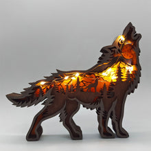 Laden Sie das Bild in den Galerie-Viewer, Kreative Wolf Totem Holzornamente