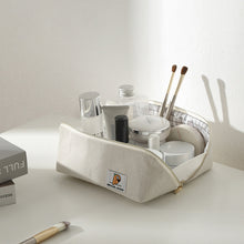 Laden Sie das Bild in den Galerie-Viewer, Einfache Tragbare Kosmetiktasche