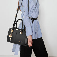 Laden Sie das Bild in den Galerie-Viewer, Damen modische süße einfarbige Handtasche