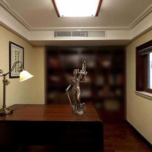 Laden Sie das Bild in den Galerie-Viewer, Göttin der Gerechtigkeit Statue Dekoration