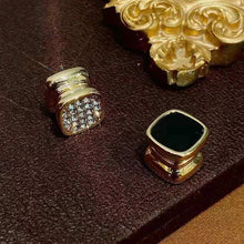 Laden Sie das Bild in den Galerie-Viewer, Magnetische doppelseitige Ohrstecker mit Diamanten