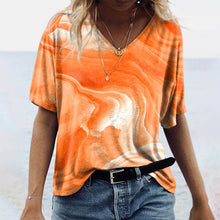 Laden Sie das Bild in den Galerie-Viewer, Marmoriertes T-Shirt mit V-Ausschnitt