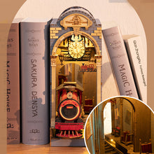 Laden Sie das Bild in den Galerie-Viewer, DIY 3D-Holzpuzzle aus Bücherecke