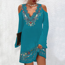 Laden Sie das Bild in den Galerie-Viewer, Ethnisches Schulterfreies Langärmliges Kleid