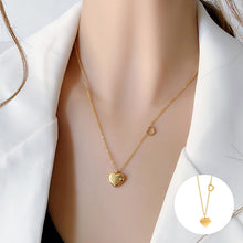 Laden Sie das Bild in den Galerie-Viewer, Stilvolle Herzförmige Halskette