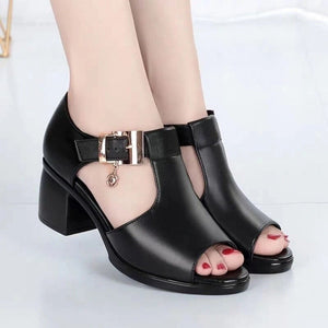 Bequeme und stylische Fischmaul-Sandalen mit Schnalle