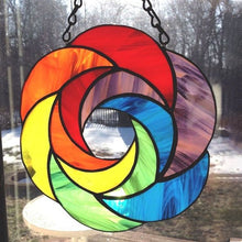 Laden Sie das Bild in den Galerie-Viewer, Hängender Regenbogenanhänger - Sonnenfänger